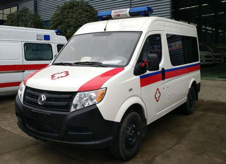 東風御風救護車
