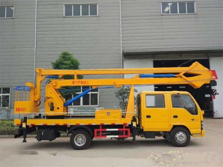 五十鈴雙排座曲臂18米高空作業(yè)車