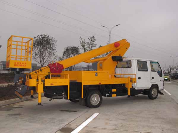 慶鈴曲臂20米高空作業車