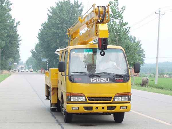 五十鈴曲臂12-16米高空作業(yè)車