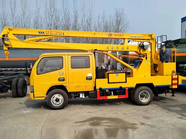 東風雙排12米高空作業車(藍牌)