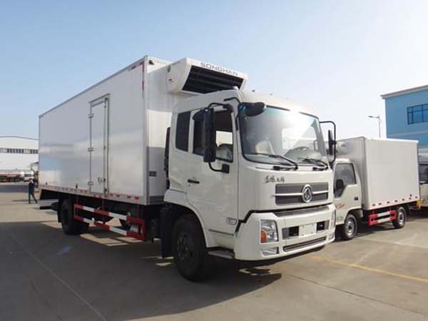 東風天錦冷藏車(廂長7.4米)