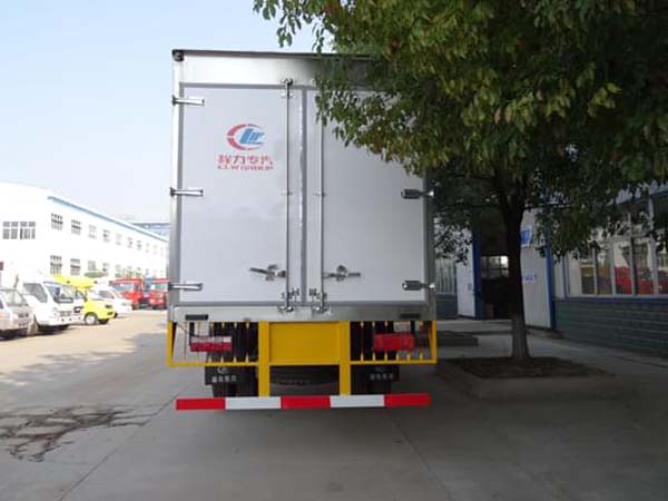 江淮格爾發(fā)小三軸冷藏車(9.6米)