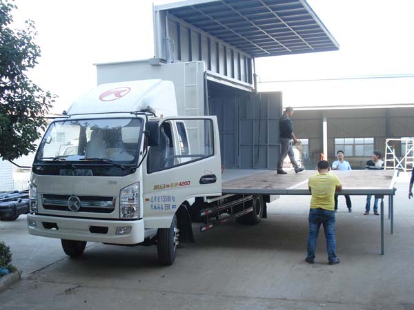 凱馬流動舞臺車(黃牌)單展25-30平米