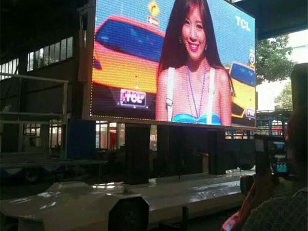 超薄牽引移動廣告車