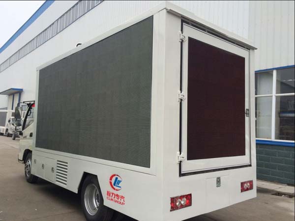 奧鈴LED屏廣告車(6.8平方)