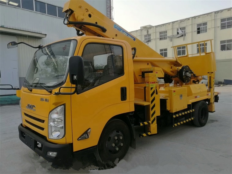江鈴20米伸縮(直臂)高空作業車