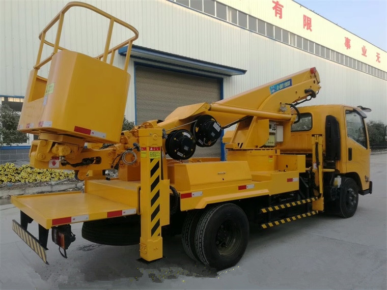 江鈴20米伸縮(直臂)高空作業車