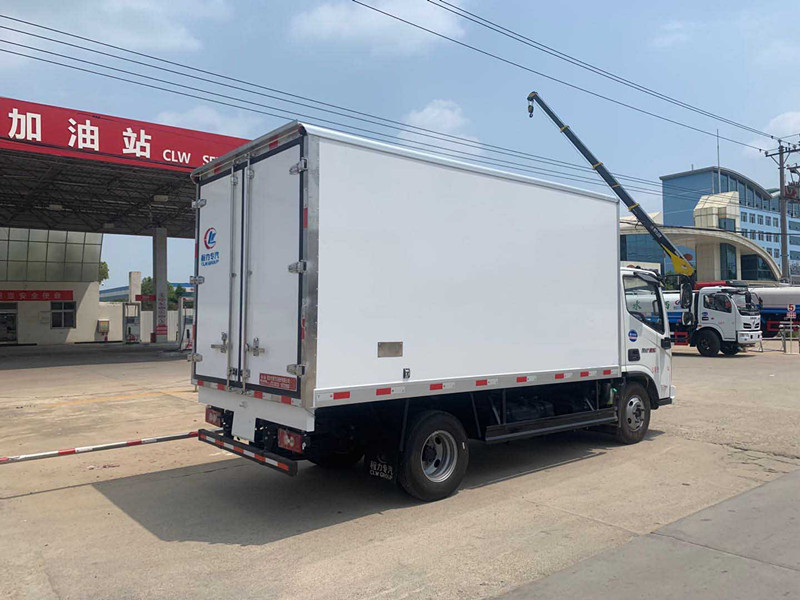 東風D6冷藏車(廂長4.2m國六)