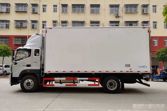 歐馬可S5冷藏車(廂長5.9M國六)