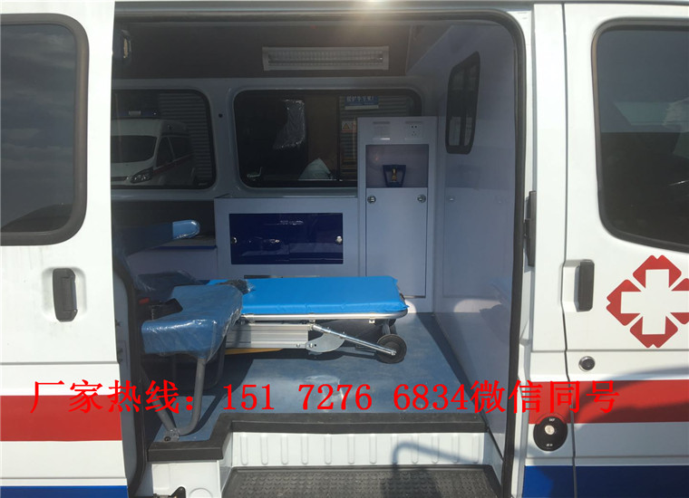 江鈴特順短軸中頂救護車